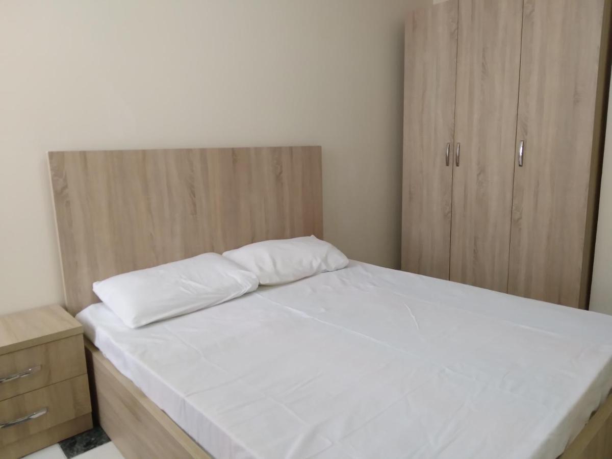 Apartment Bajovah & Restaurant Tirana