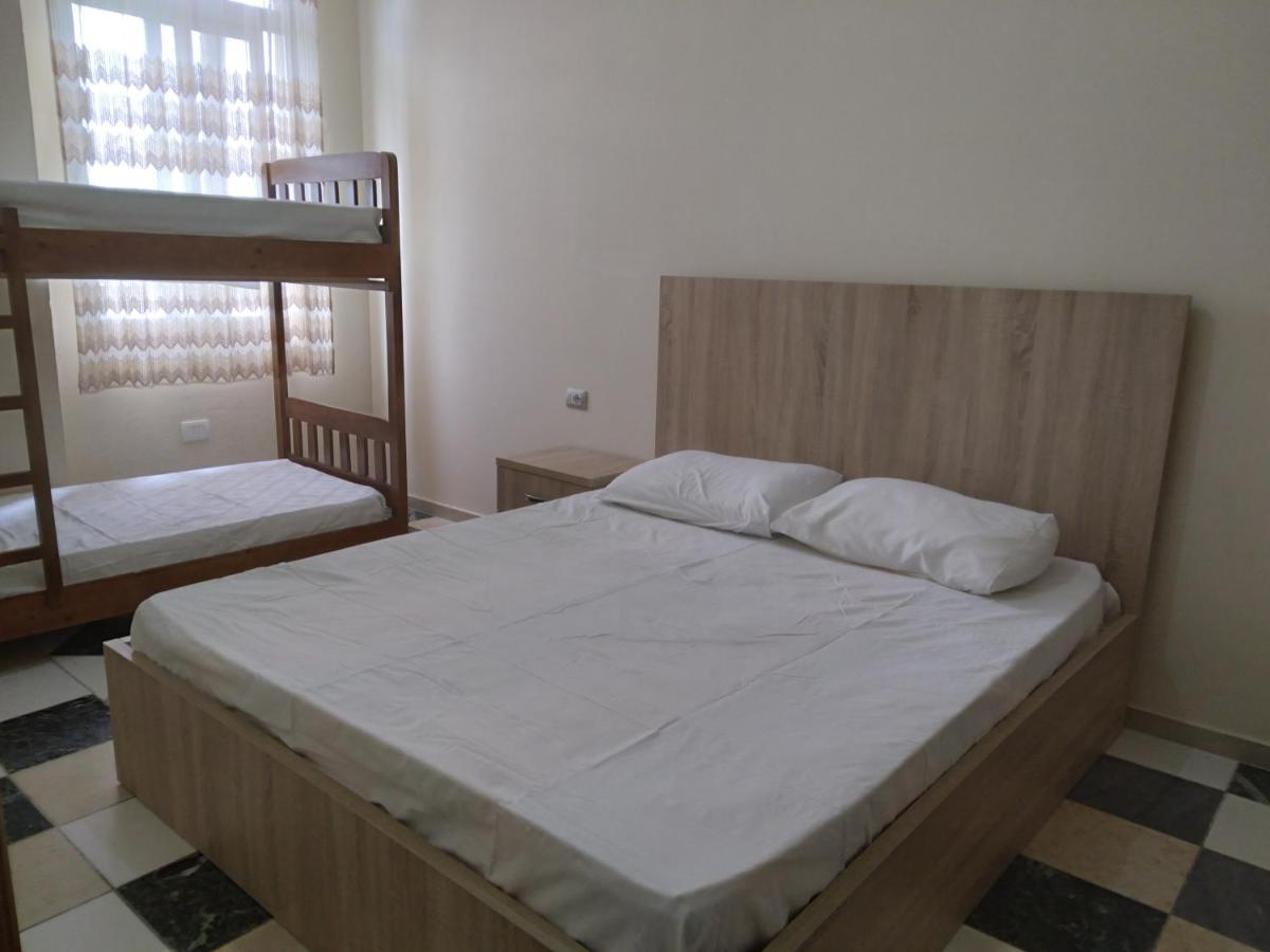 Bajovah & Restaurant Apartment *